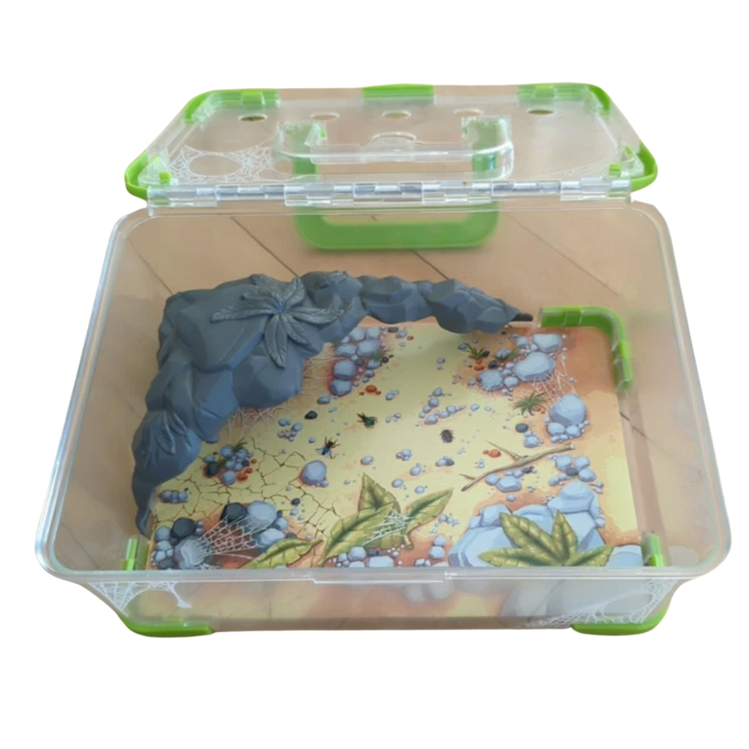 Working Wild Crawly Creatures Habitat & Case 2014 Pre-Owned